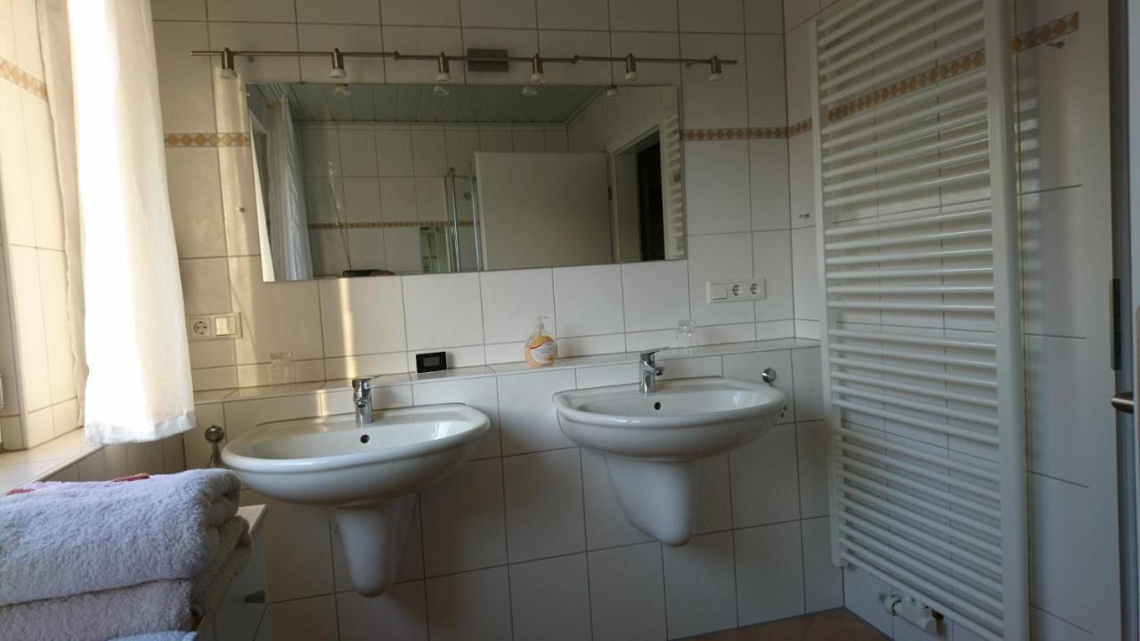 Ferienwohnung Niemeyer Олденбург Екстериор снимка